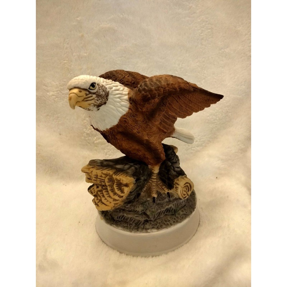 Royal Heritage American Eagle Limited Edition Birds In Flight Figurine